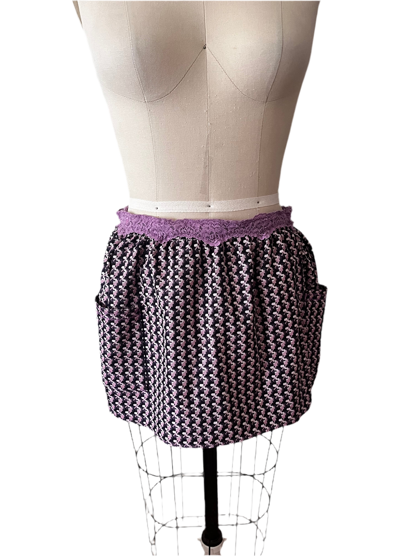 RTS Iris Skirt Sz M (purple)